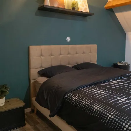 Escapade En Amoureux & Sauna Privatifs 아파트